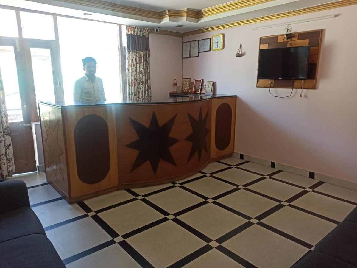 Hotel Prini Inn 마날리 외부 사진