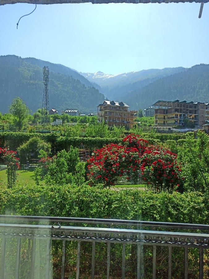 Hotel Prini Inn 마날리 외부 사진